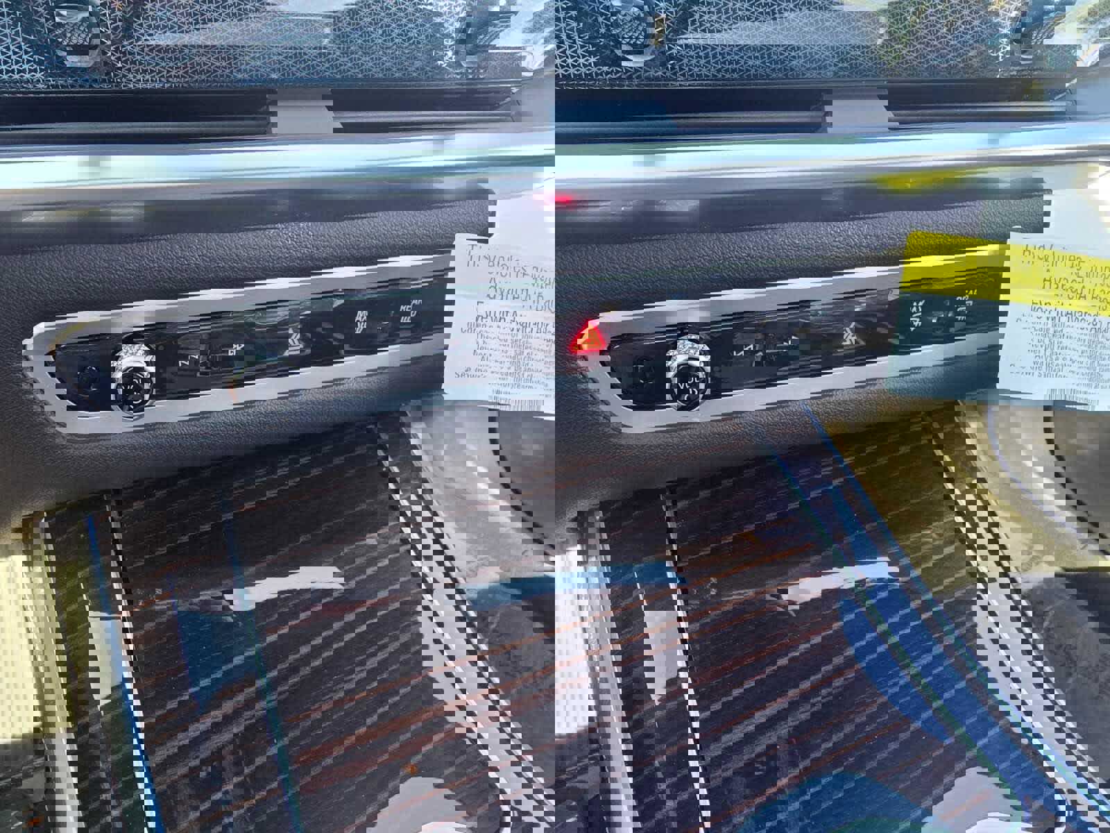 Certified 2025 BMW X5 xDrive50e w/ Premium Package image 13