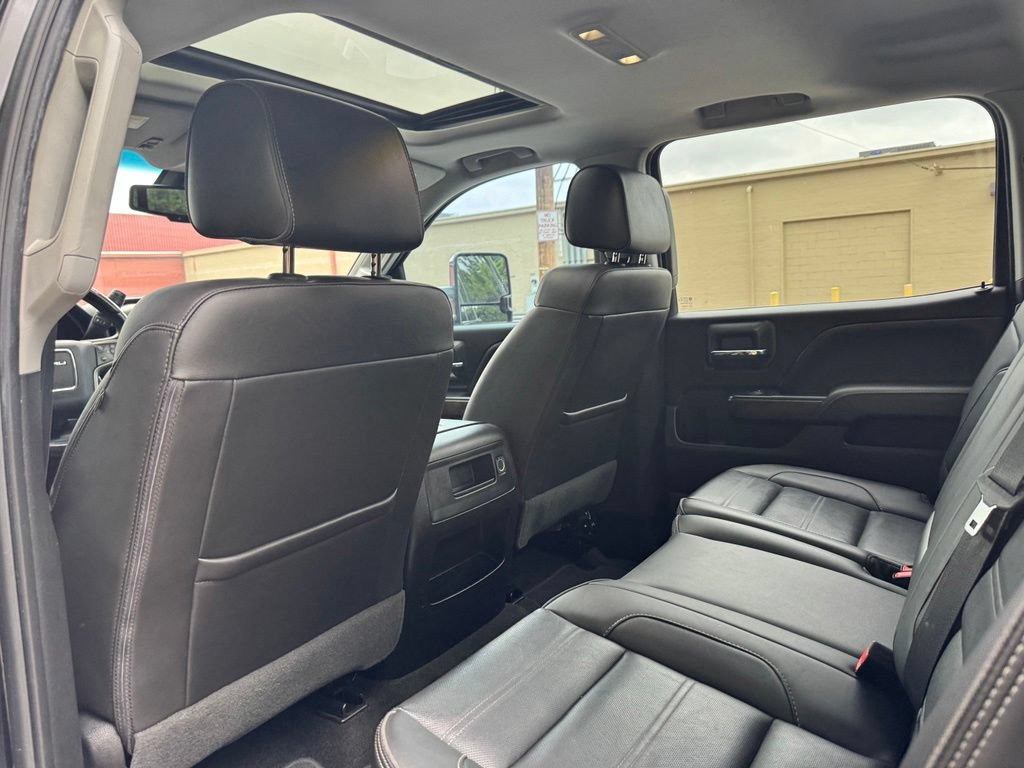 Used 2018 GMC Sierra 2500 Denali w/ Duramax Plus Package AWD/4WD image 21