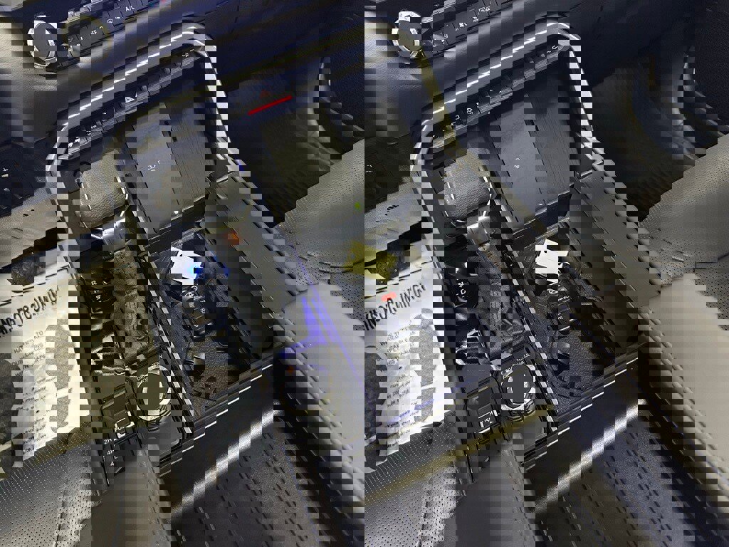 Used 2025 Toyota Tundra Platinum image 42