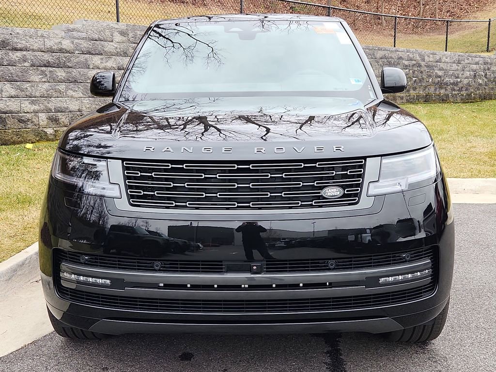 New 2026 Land Rover Range Rover SE image 8