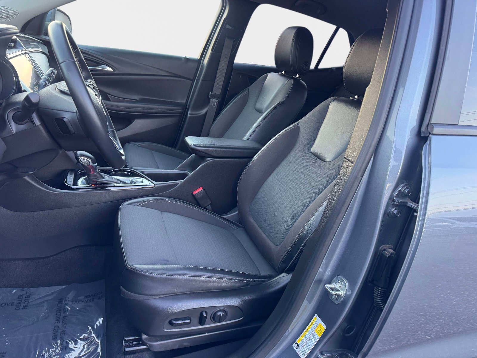 Used 2021 Buick Encore GX Preferred w/ Cold Weather Comfort Package image 14