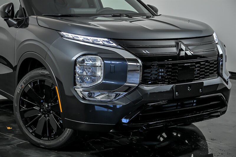 New 2026 Mitsubishi Outlander LE FWD image 27