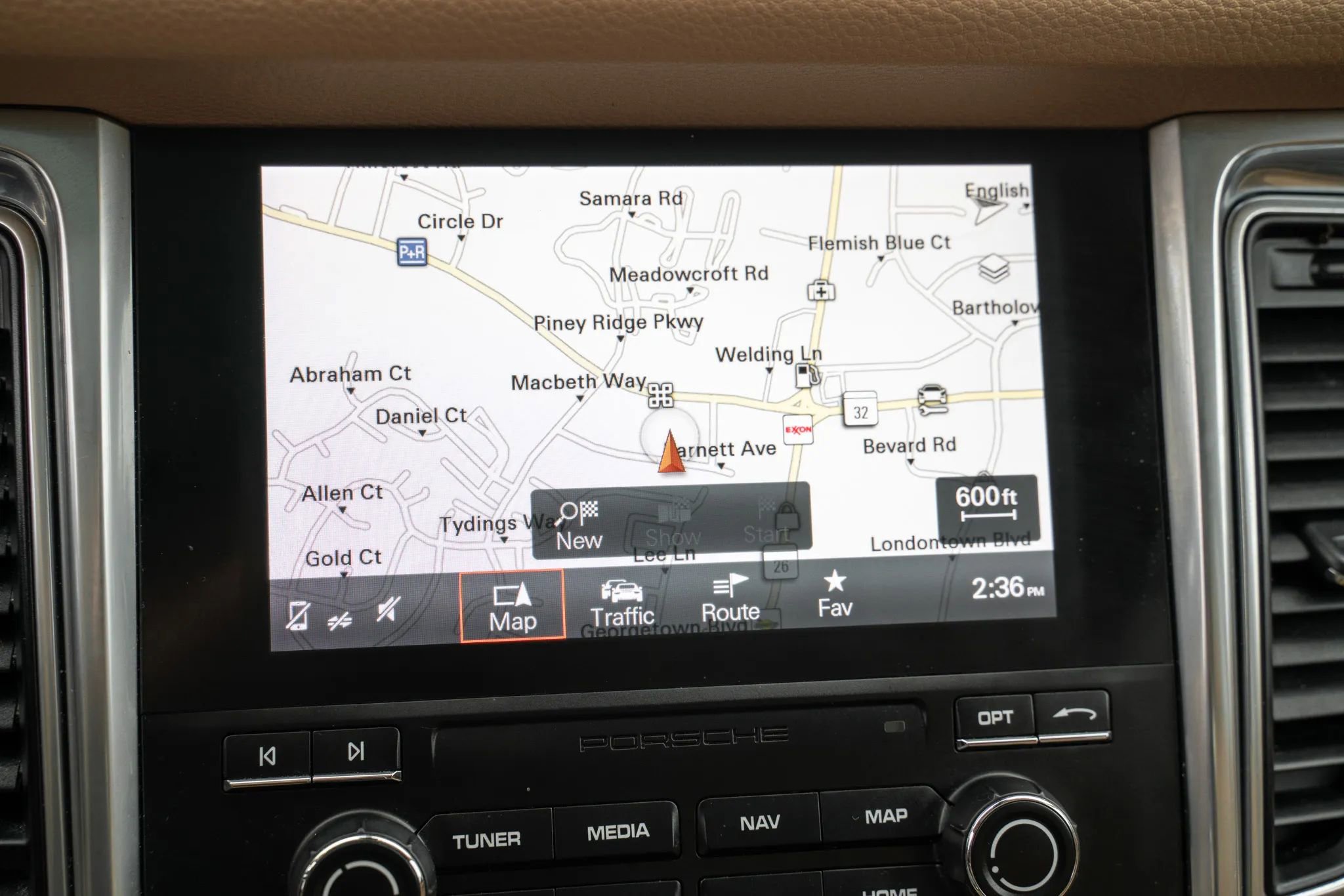 Used 2017 Porsche Macan Sport Edition image 26