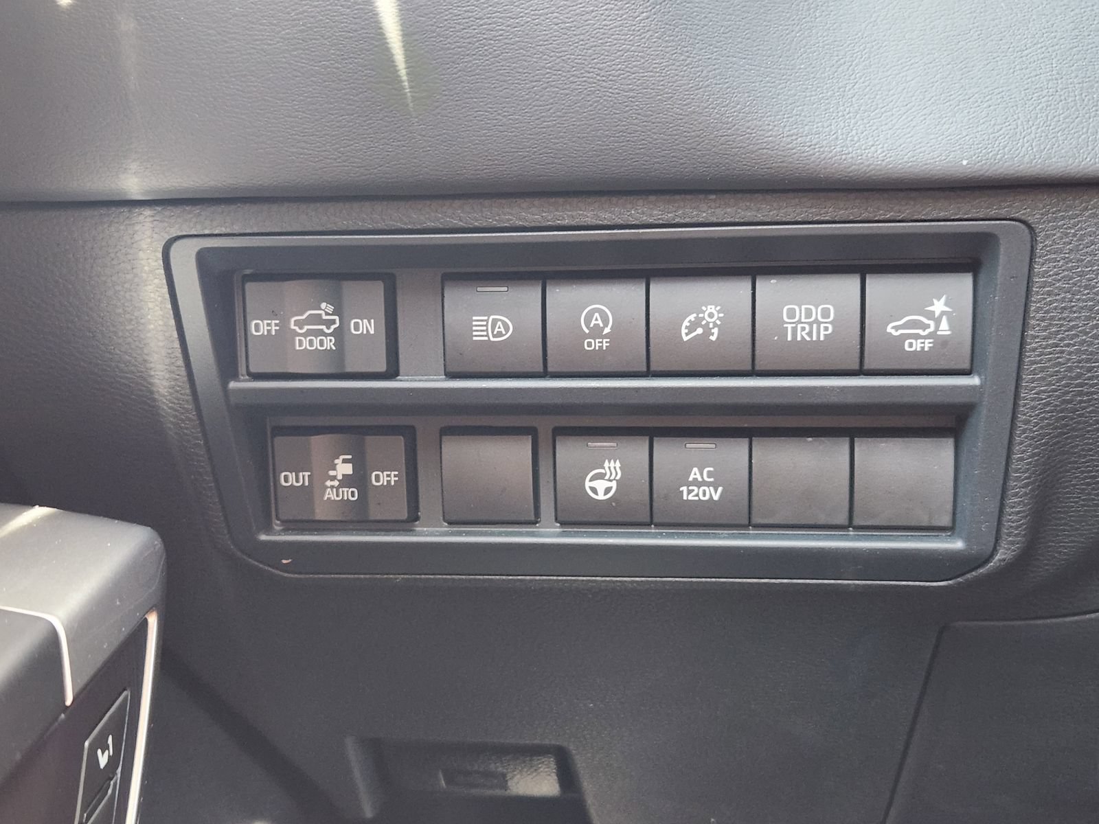Used 2022 Toyota Tundra Platinum RWD image 25