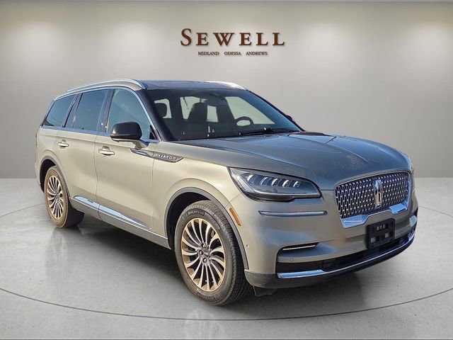 Used 2023 Lincoln Aviator Reserve w/ Equipment Group 201A image 6
