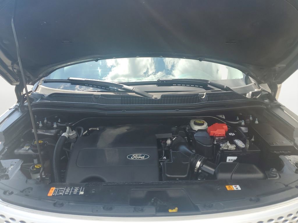 Used 2014 Ford Explorer XLT w/ Equipment Group 202A image 20