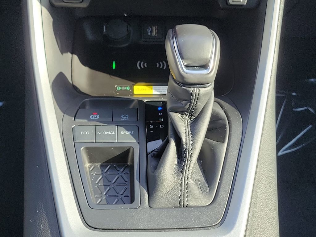 Used 2024 Toyota RAV4 XLE Premium image 36