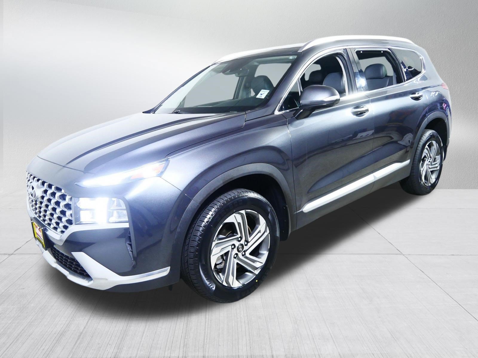 Used 2023 Hyundai Santa Fe SEL w/ Premium Package AWD/4WD image 3