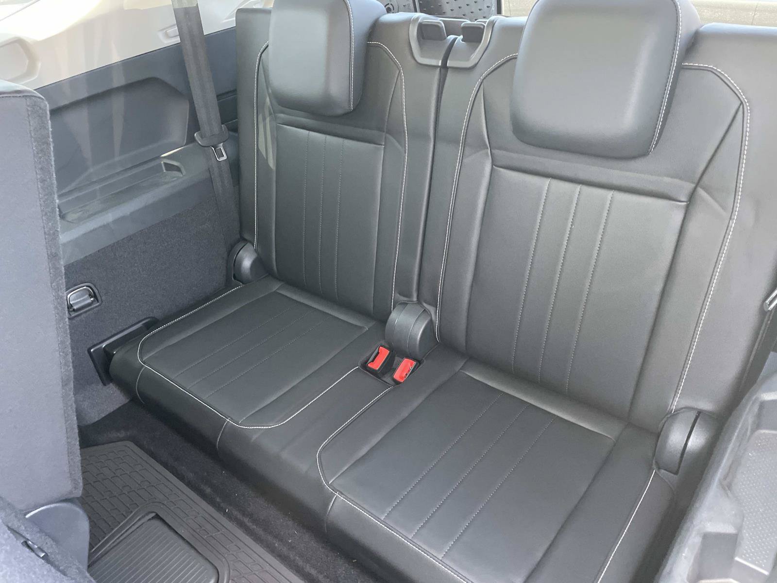 Certified 2023 Volkswagen Tiguan SE FWD image 27