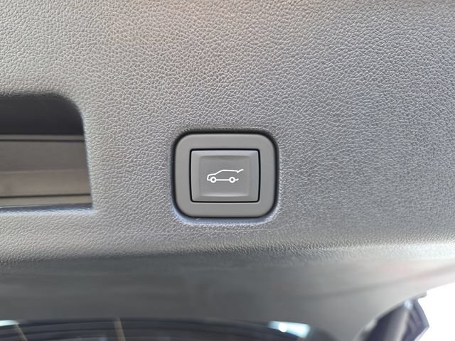 Used 2026 Buick Enclave Sport Touring w/ Power Package AWD/4WD image 21