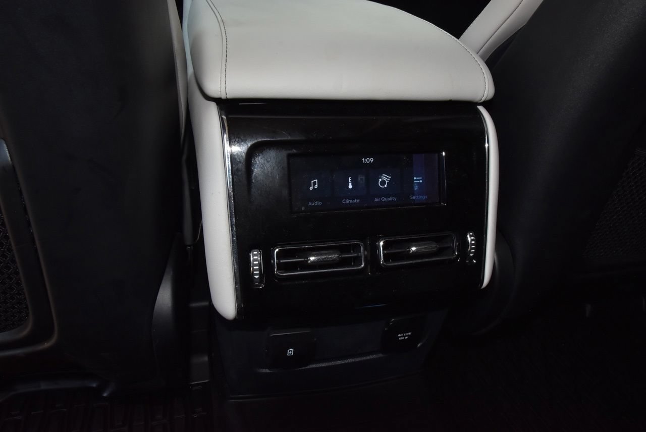 Certified 2026 Lincoln Aviator AWD image 19