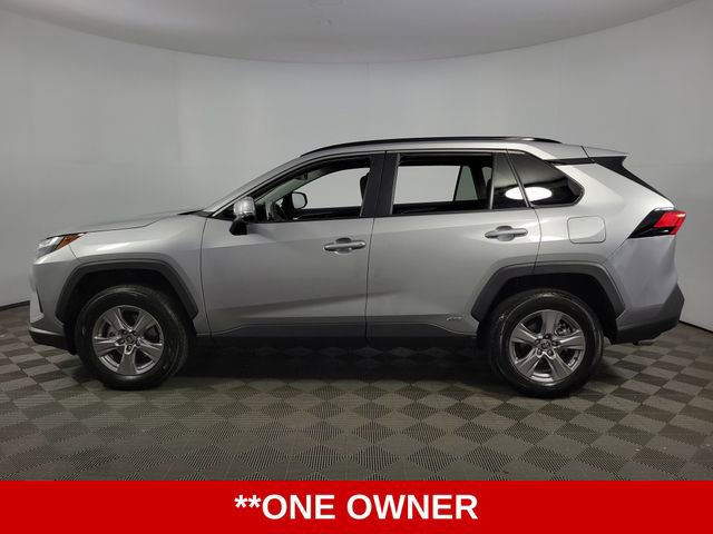 Used 2025 Toyota RAV4 XLE image 5