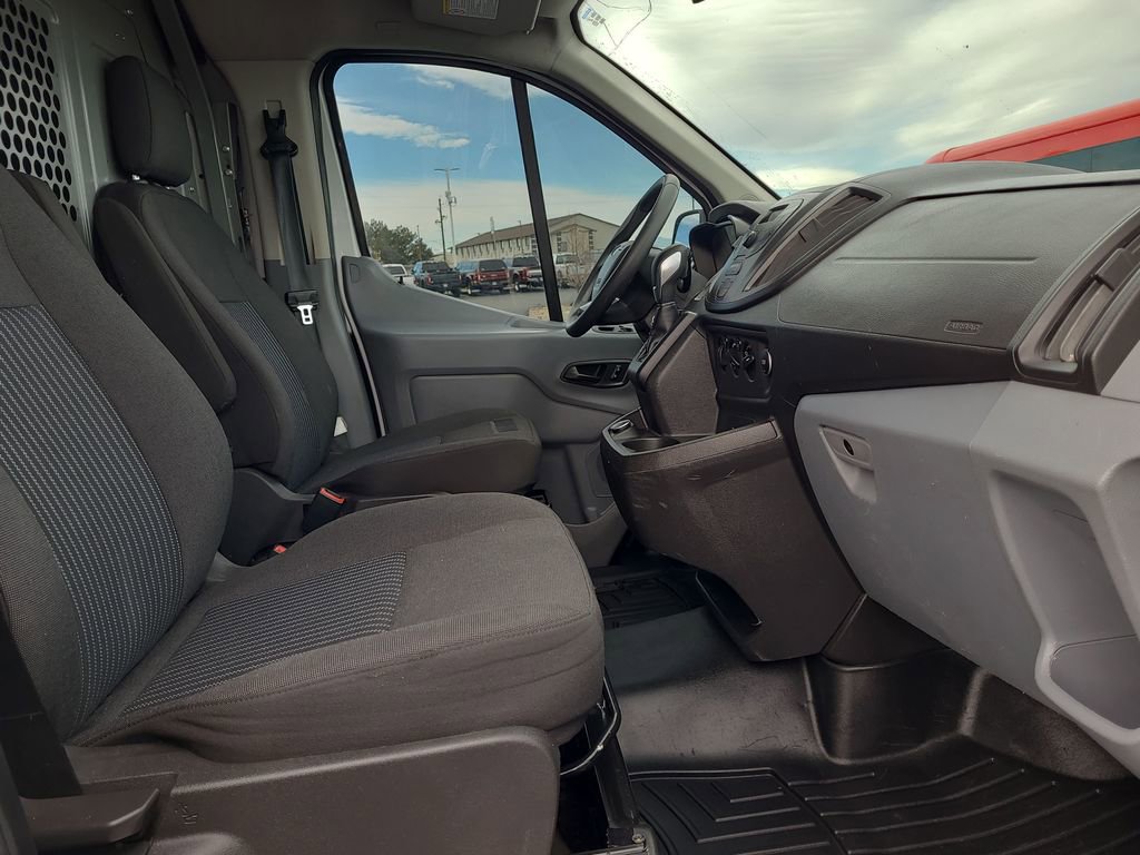 Used 2018 Ford Transit 250 130 Low Roof image 17