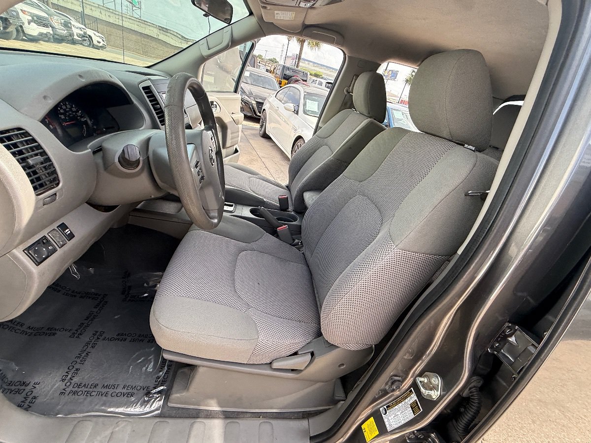 Used 2019 Nissan Frontier SV RWD image 25