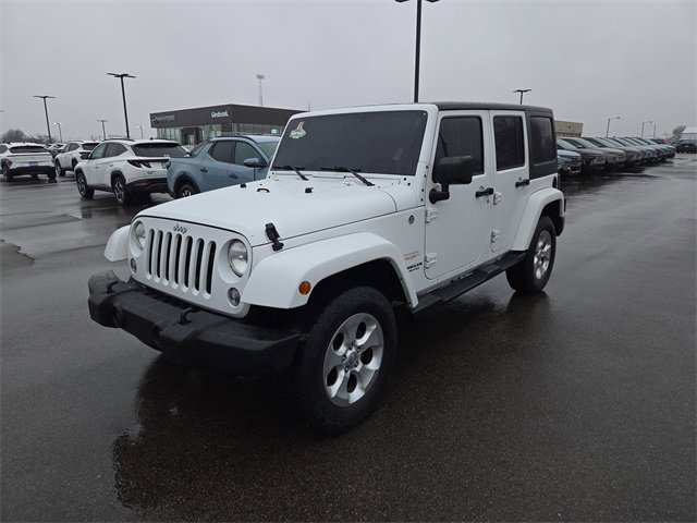 Used 2014 Jeep Wrangler Unlimited Sahara image 2