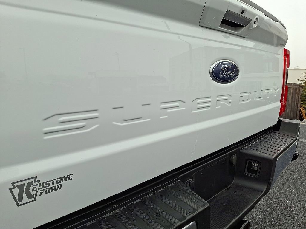 Used 2023 Ford F250 Lariat w/ Chrome Package image 36