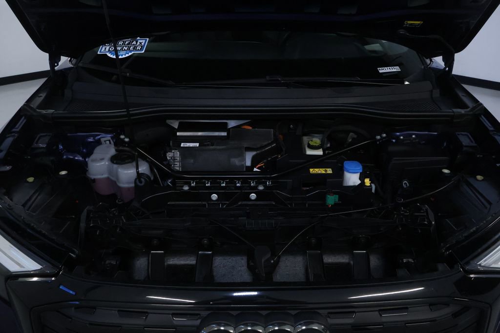 Used 2022 Audi Q4 e-tron Premium Plus w/ Premium Plus image 35