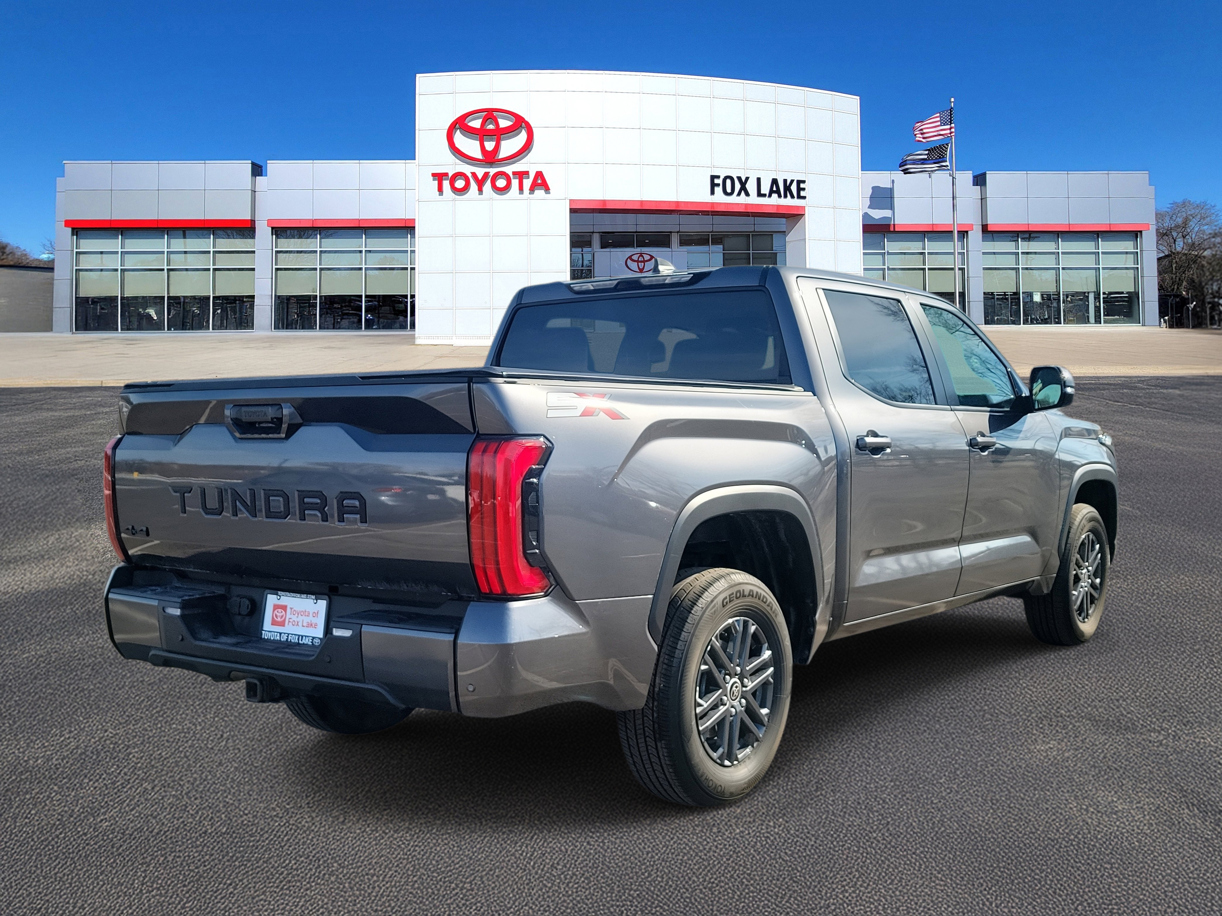 Used 2024 Toyota Tundra SR5 w/ SR5 Convenience Package image 4