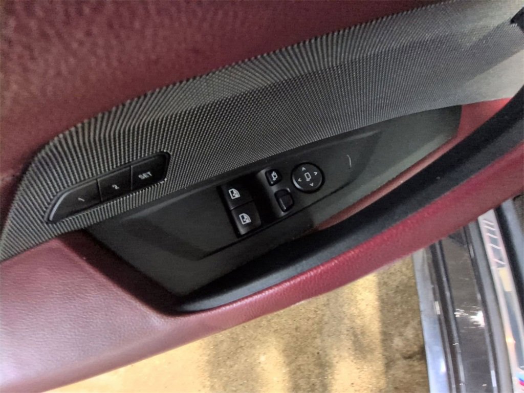 Used 2021 BMW 440i xDrive M440i xDrive w/ Premium Package image 16