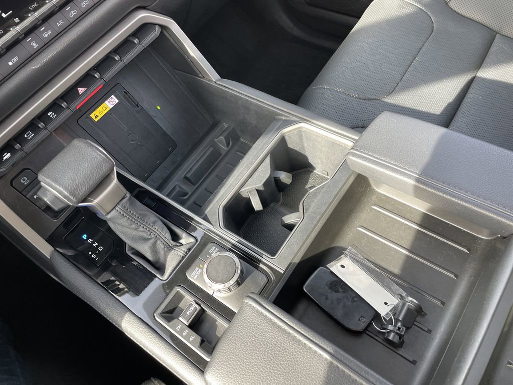 Used 2023 Toyota Tundra Limited image 21