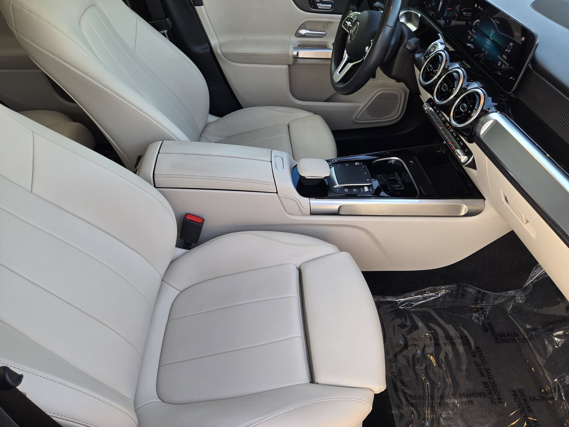 Used 2021 Mercedes-Benz GLB 250 image 14