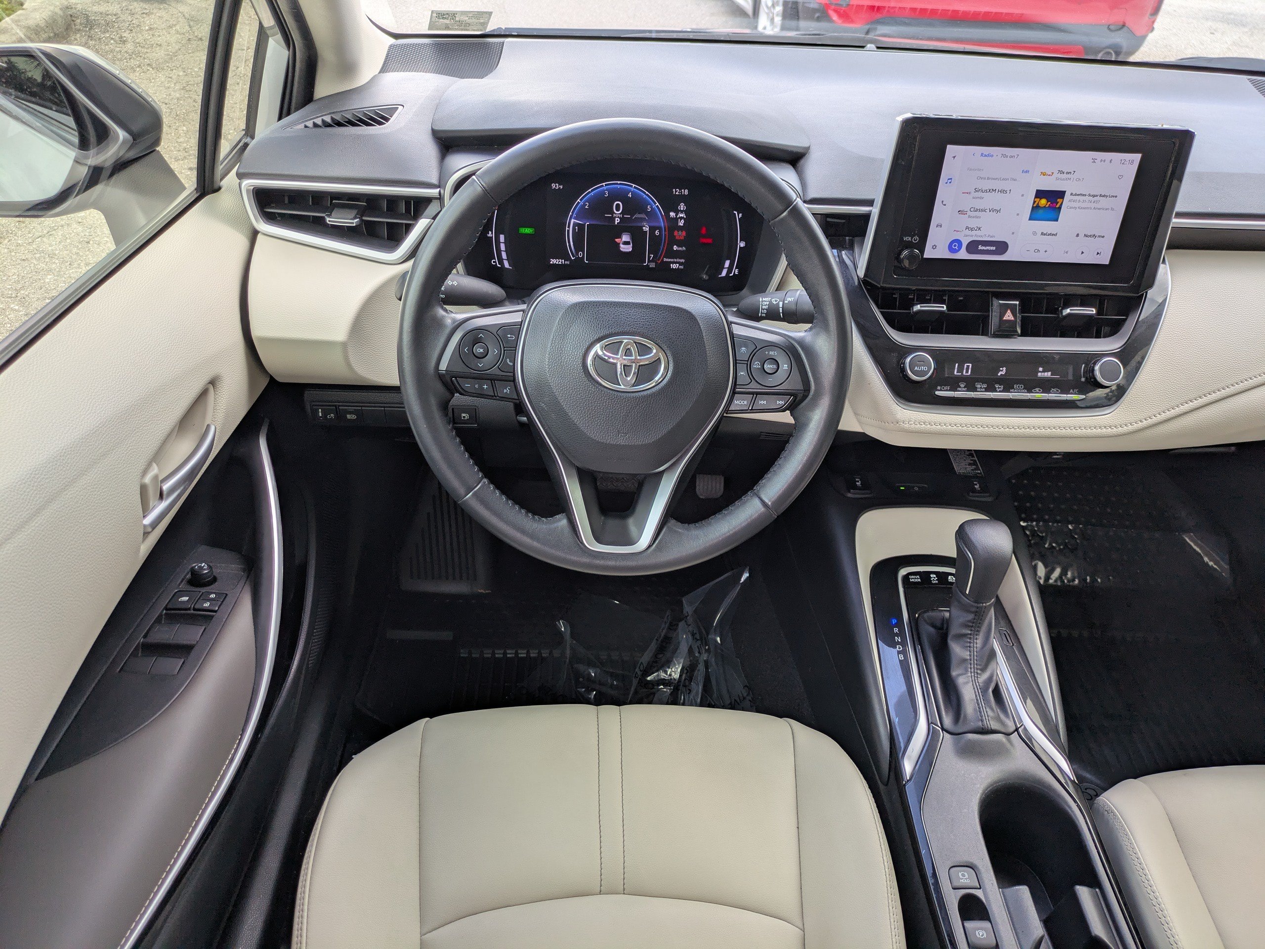 Used 2024 Toyota Corolla XLE FWD image 15