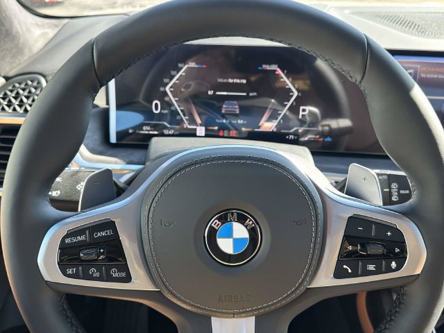 New 2027 BMW X7 xDrive40i w/ Executive Package AWD/4WD image 15
