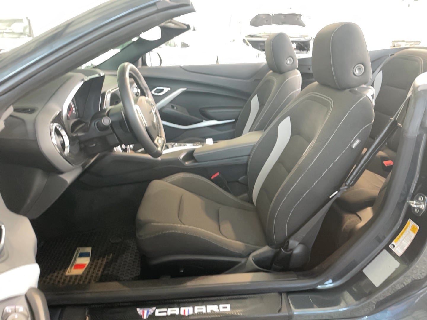 Used 2023 Chevrolet Camaro SS RWD image 3