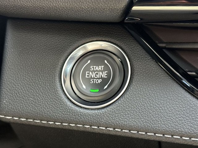 Certified 2026 Buick Enclave Sport Touring w/ Power Package AWD/4WD image 17