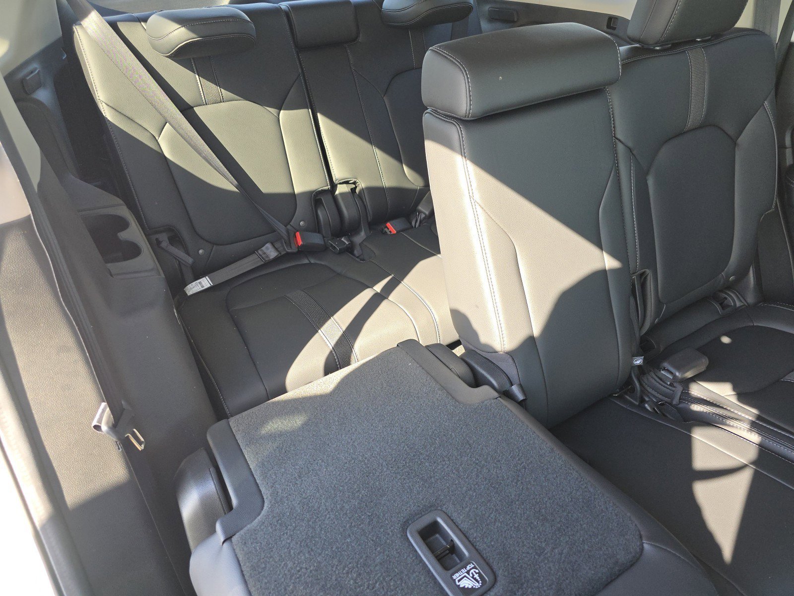 Used 2025 Honda Pilot EX-L image 23