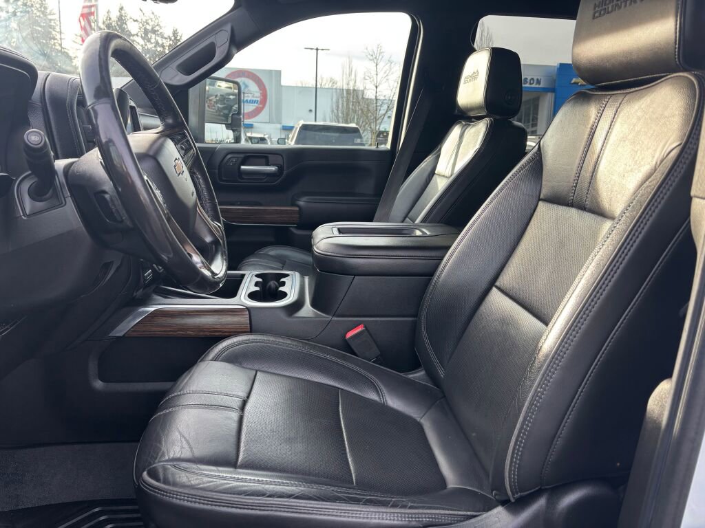 Used 2020 Chevrolet Silverado 3500 High Country w/ Z71 Off-Road Package image 15