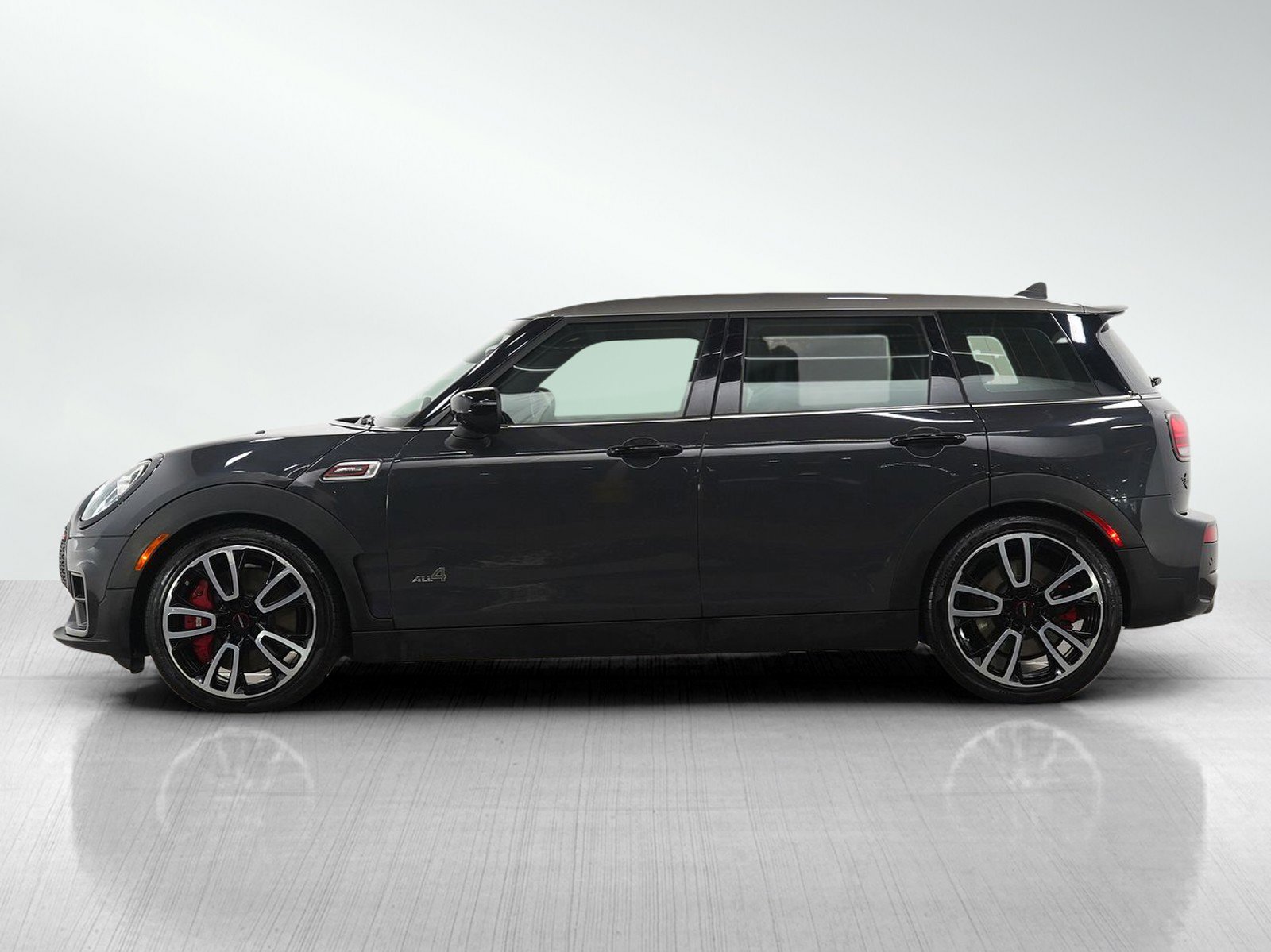 Used 2020 MINI Cooper Clubman John Cooper Works w/ JCW Launch Edition image 2