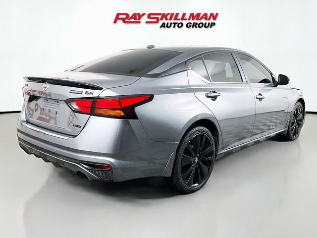 Used 2022 Nissan Altima 2.5 SR w/ Midnight Edition Package AWD/4WD image 7