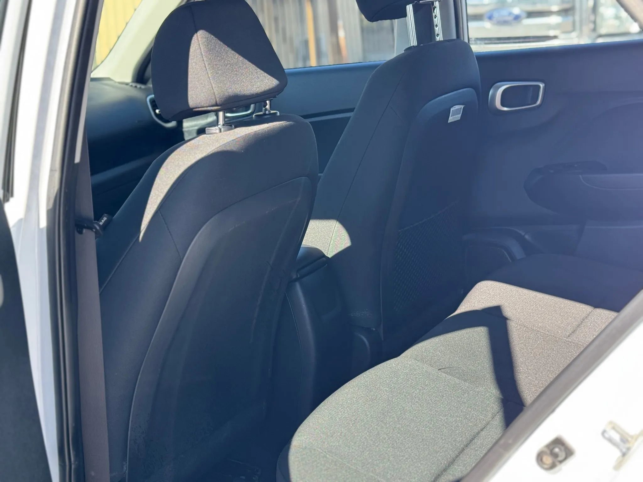 Used 2023 Hyundai Venue SE image 28