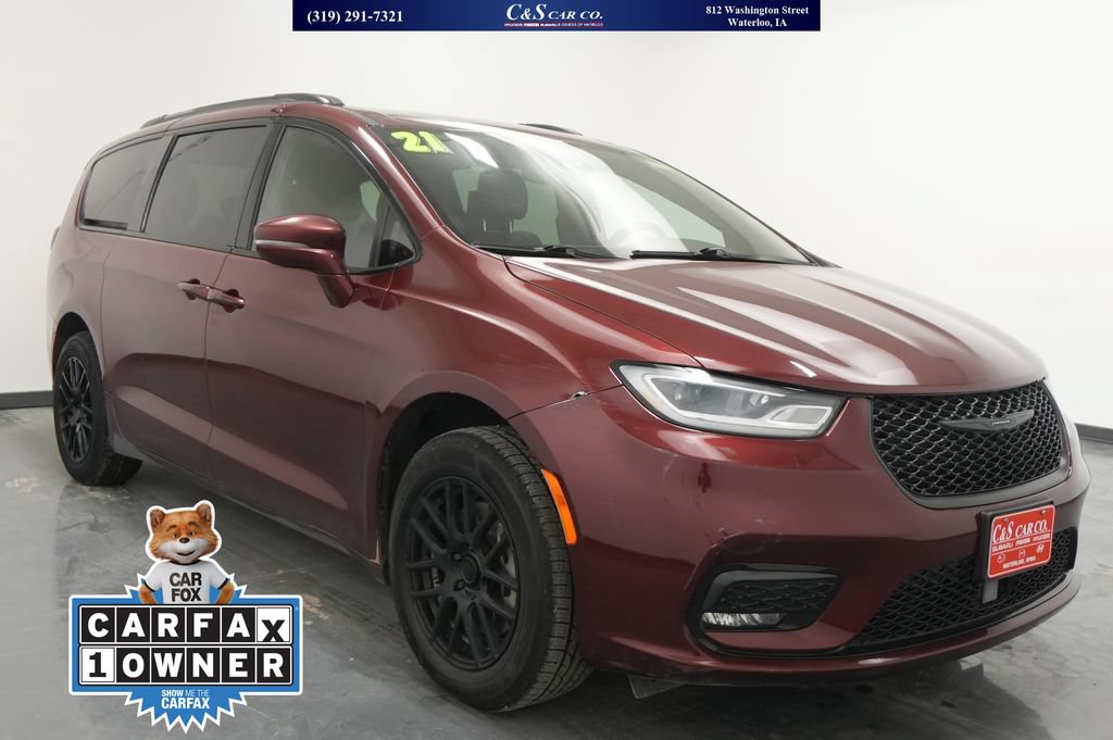Used 2021 Chrysler Pacifica Touring-L w/ Uconnect Theater Family Group AWD/4WD image 1