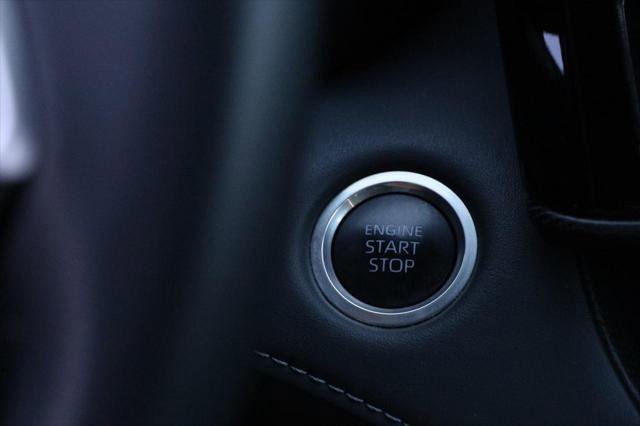 Certified 2024 Toyota Highlander XSE FWD image 17