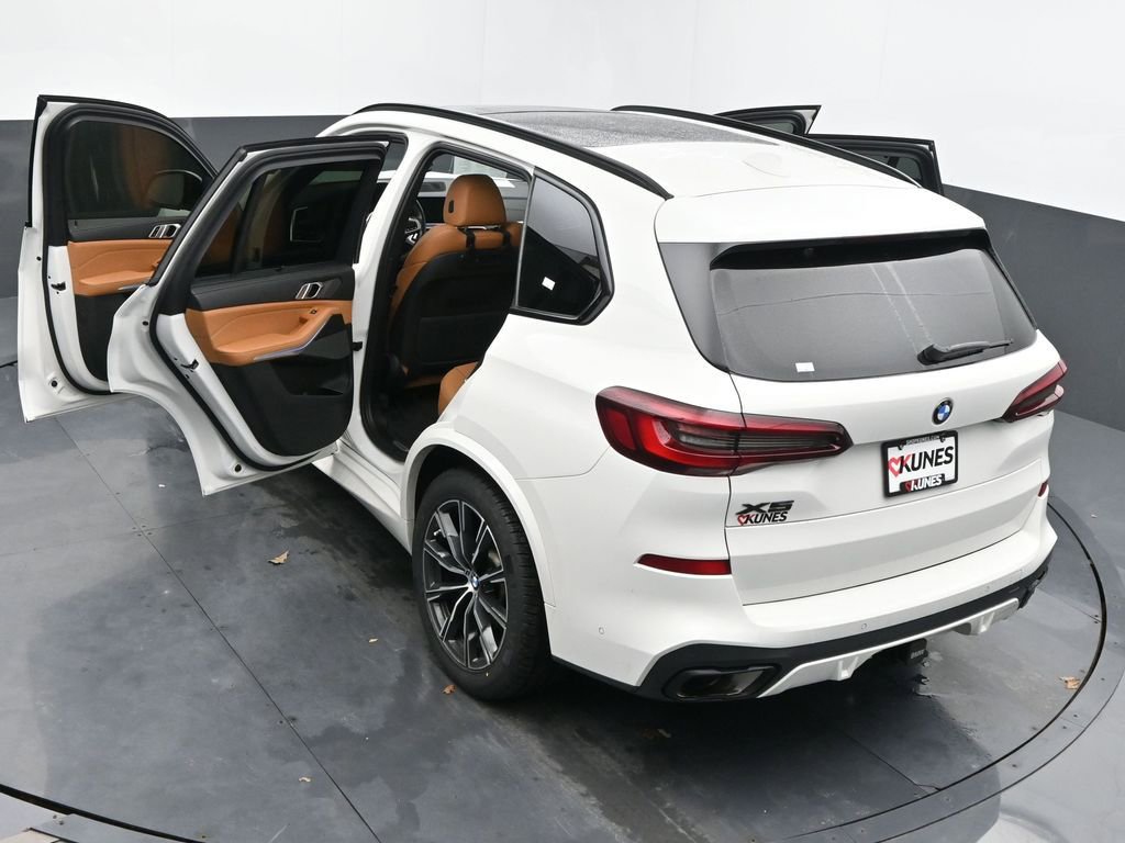 Used 2023 BMW X5 xDrive40i w/ Executive Package image 67
