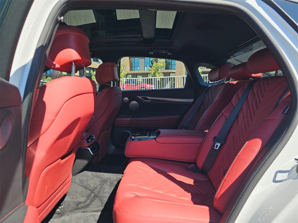 Used 2025 Genesis G80 3.5T Sport image 19