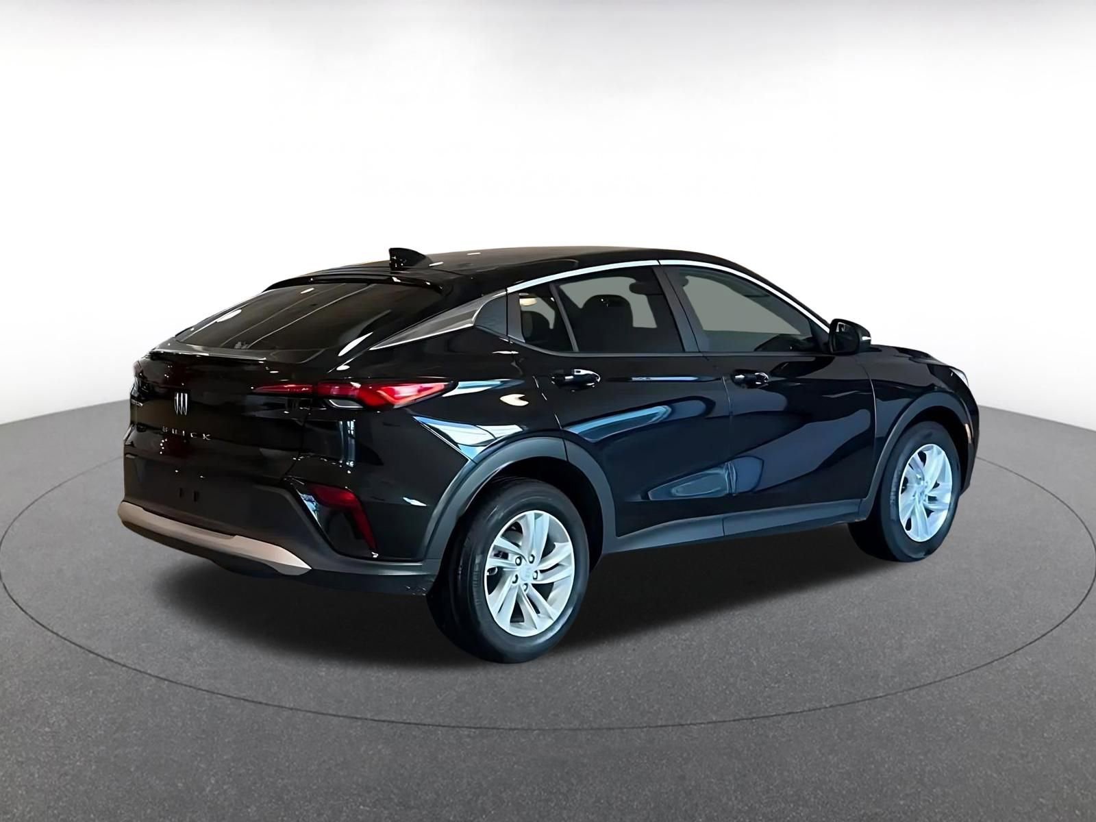 Used 2025 Buick Envista Preferred image 14