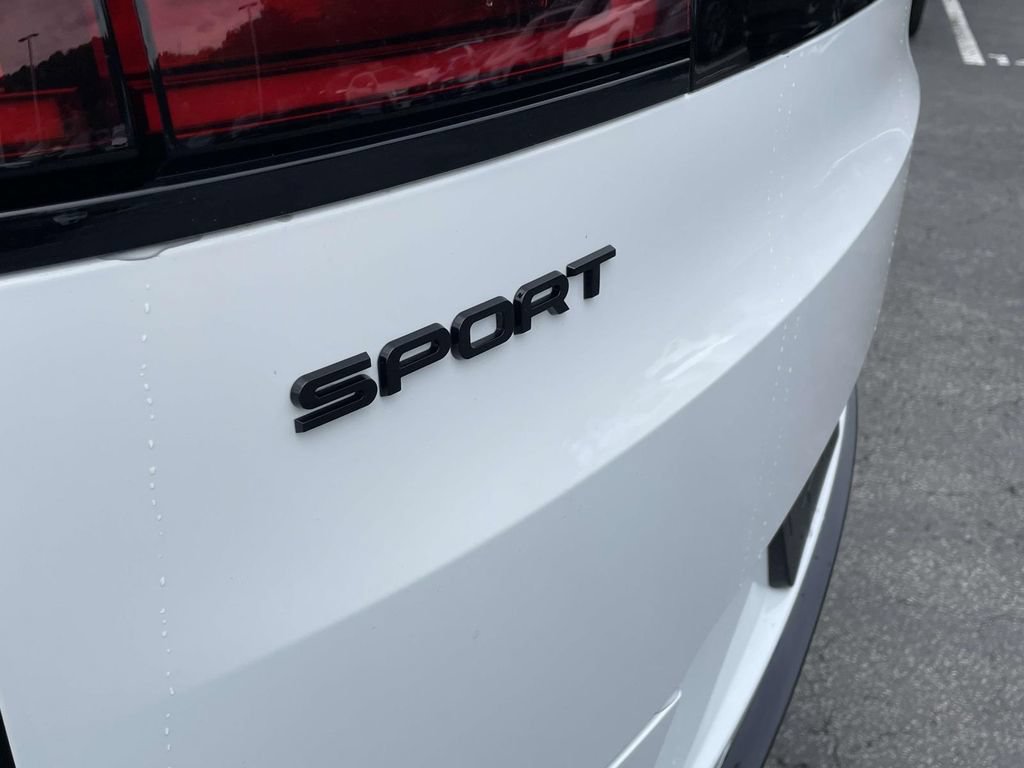 New 2026 Land Rover Range Rover Sport Dynamic SE AWD/4WD image 8