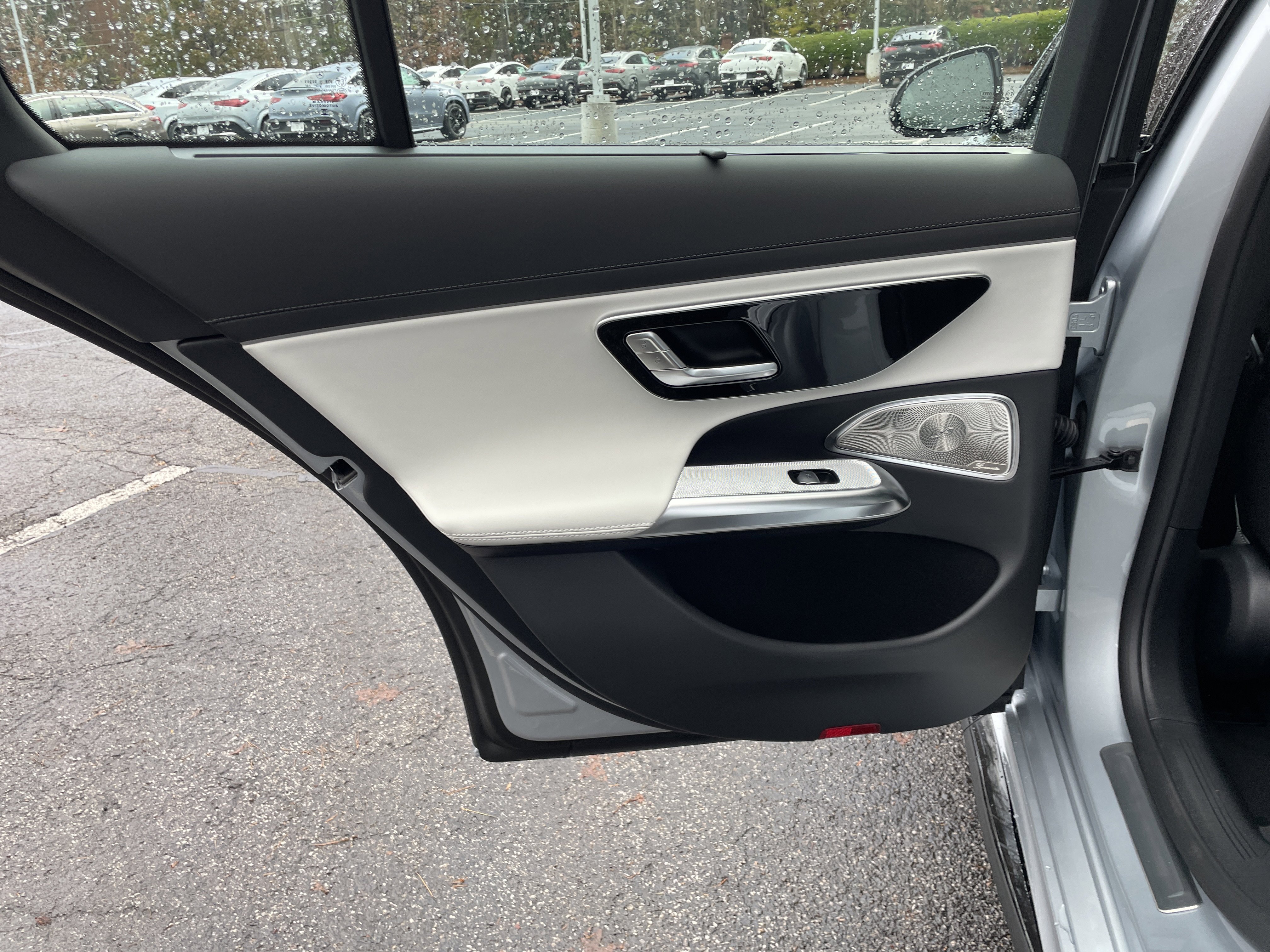 New 2026 Mercedes-Benz E 53 AMG e 4MATIC Sedan image 35