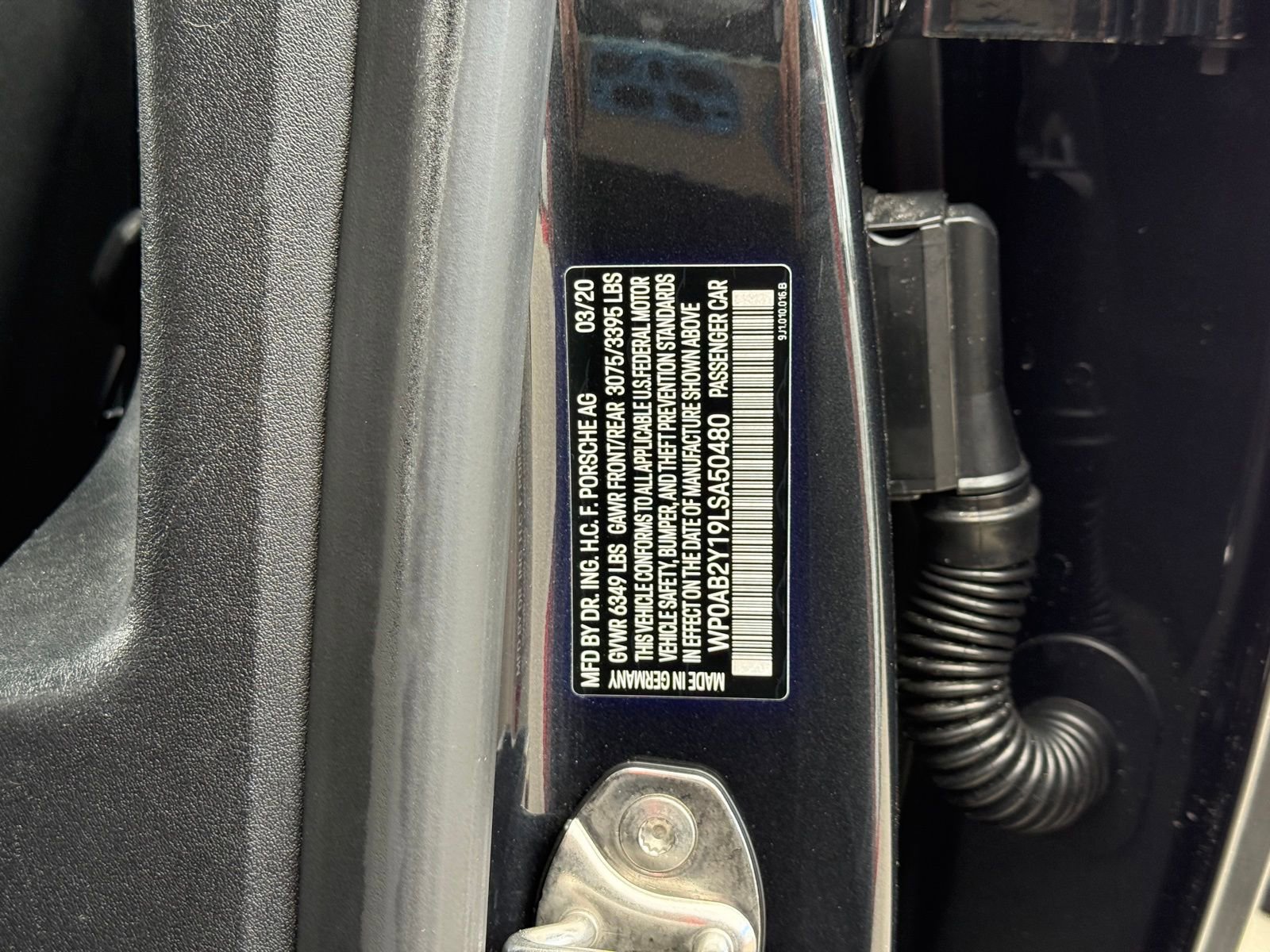 Used 2020 Porsche Taycan 4S w/ Premium Package image 27