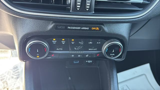 Certified 2022 Ford Escape SEL w/ Technology Package image 25