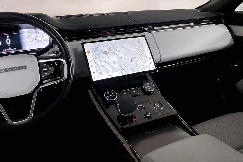 Used 2023 Land Rover Range Rover Sport SE image 5