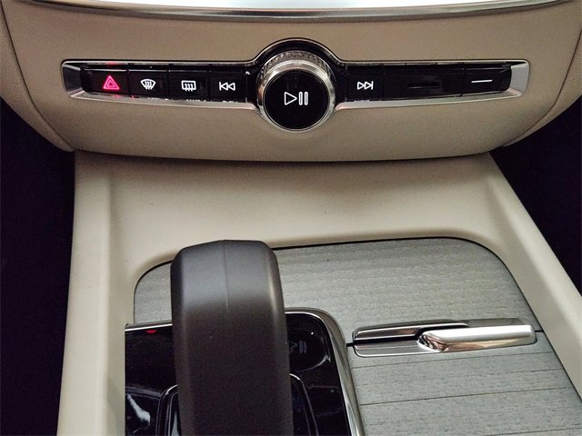 New 2026 Volvo V60 B5 Cross Country Plus w/ Protection Package Premier image 19