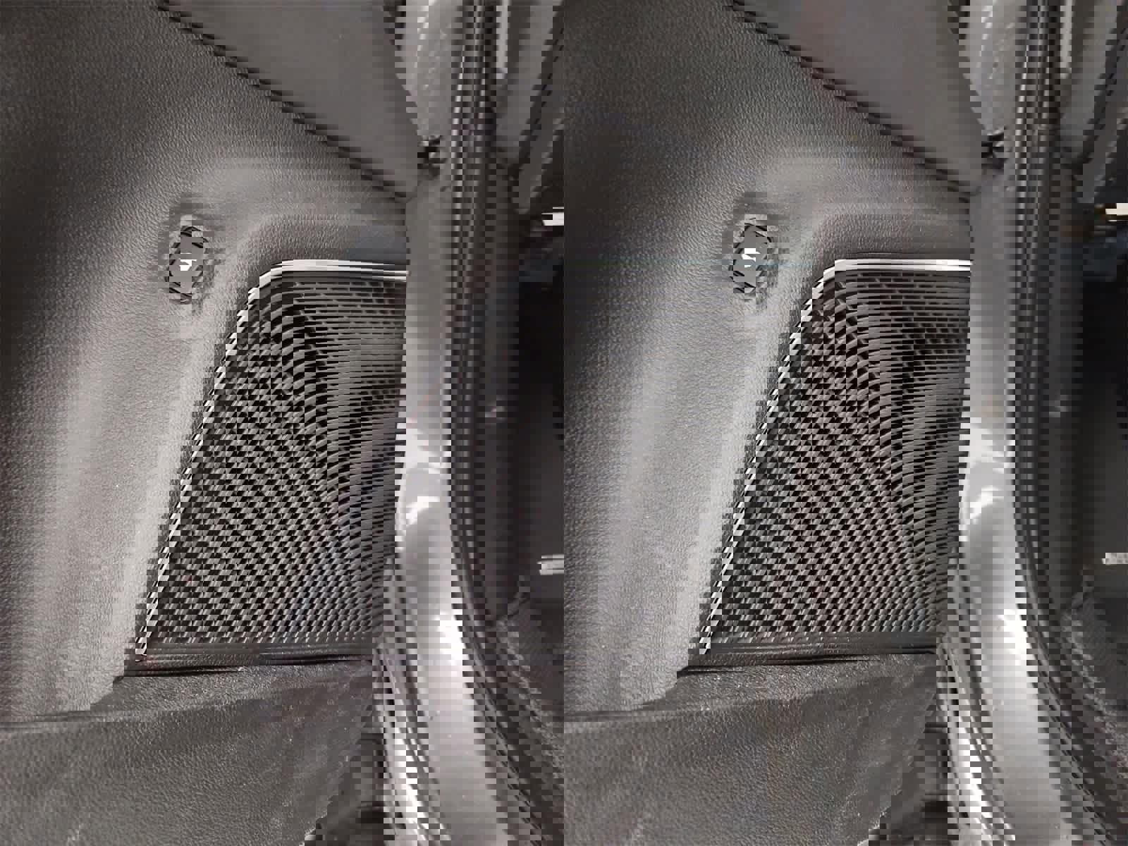 Used 2022 Acura MDX SH-AWD w/ Advance Package image 32