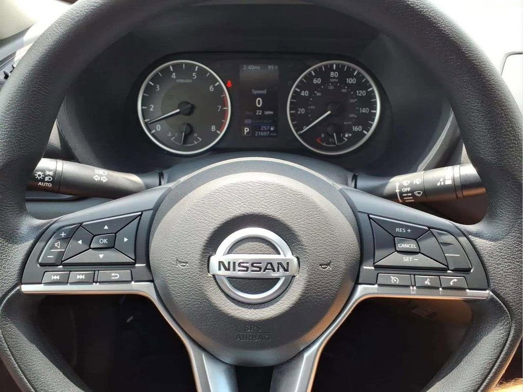 Used 2022 Nissan Sentra S FWD image 14