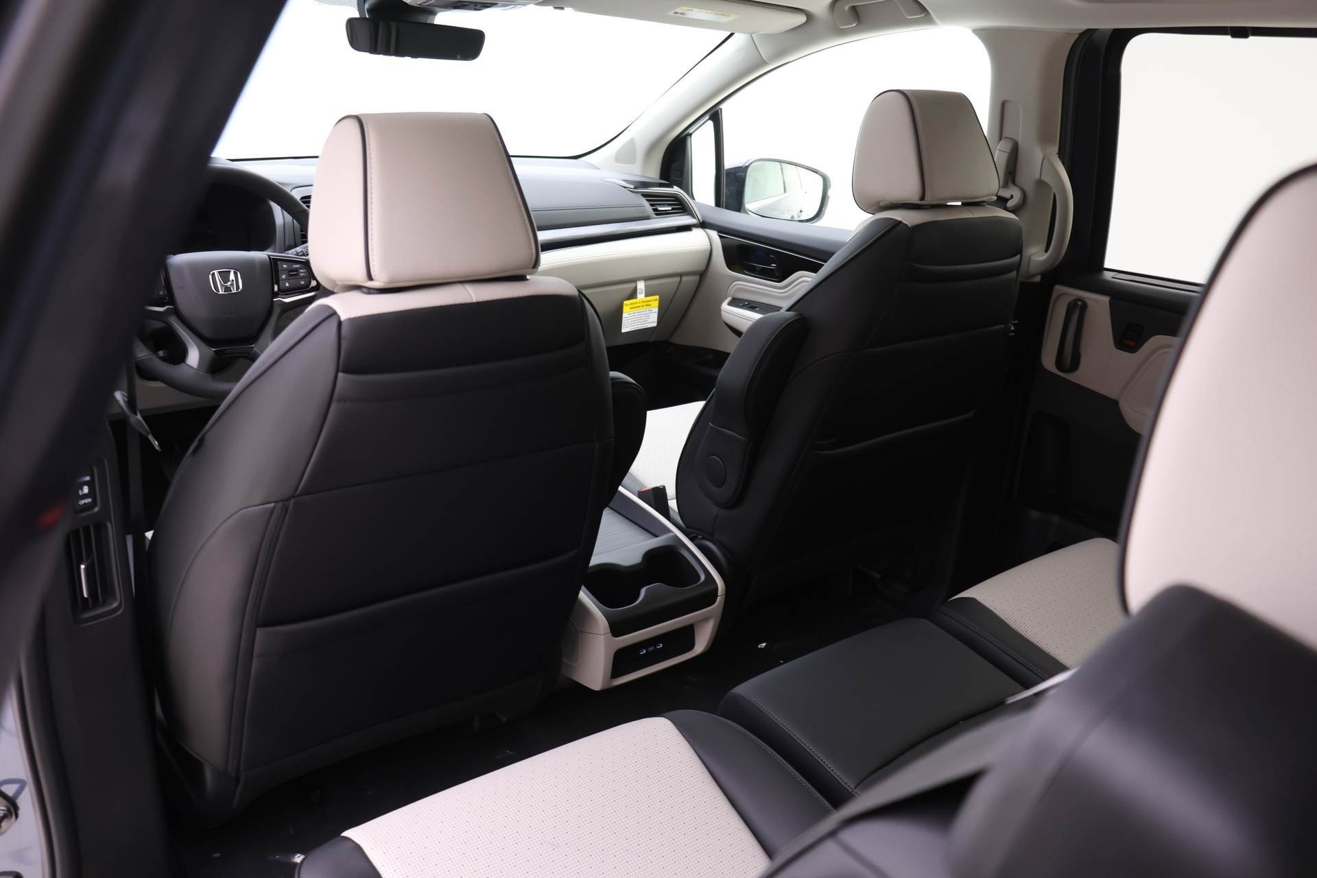 New 2026 Honda Odyssey Elite image 10