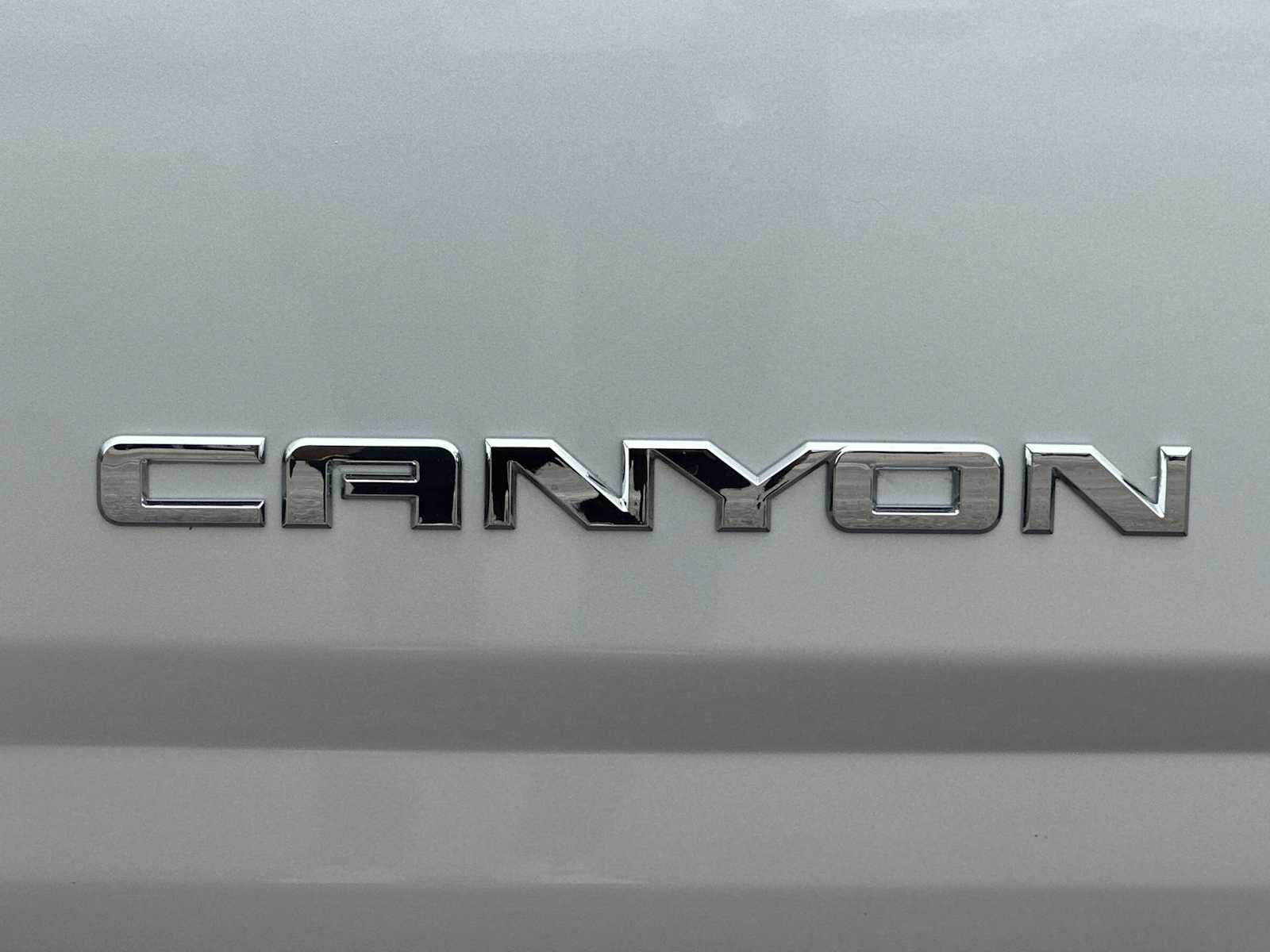 Used 2015 GMC Canyon SLE w/ SLE Convenience Package RWD image 20