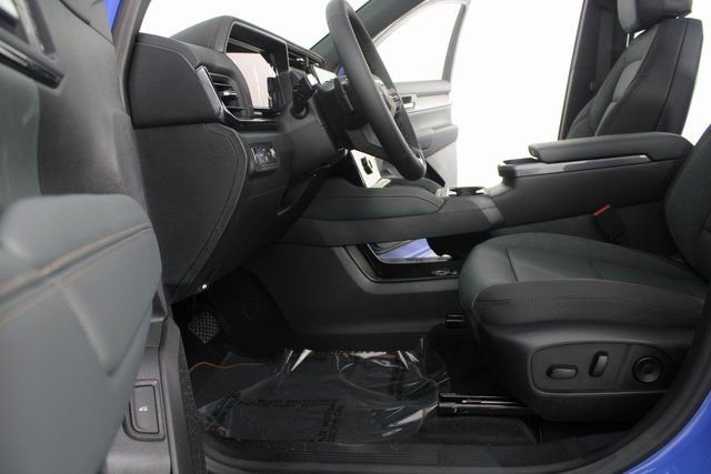 New 2026 GMC Terrain AT4 w/ Convenience Package III image 19